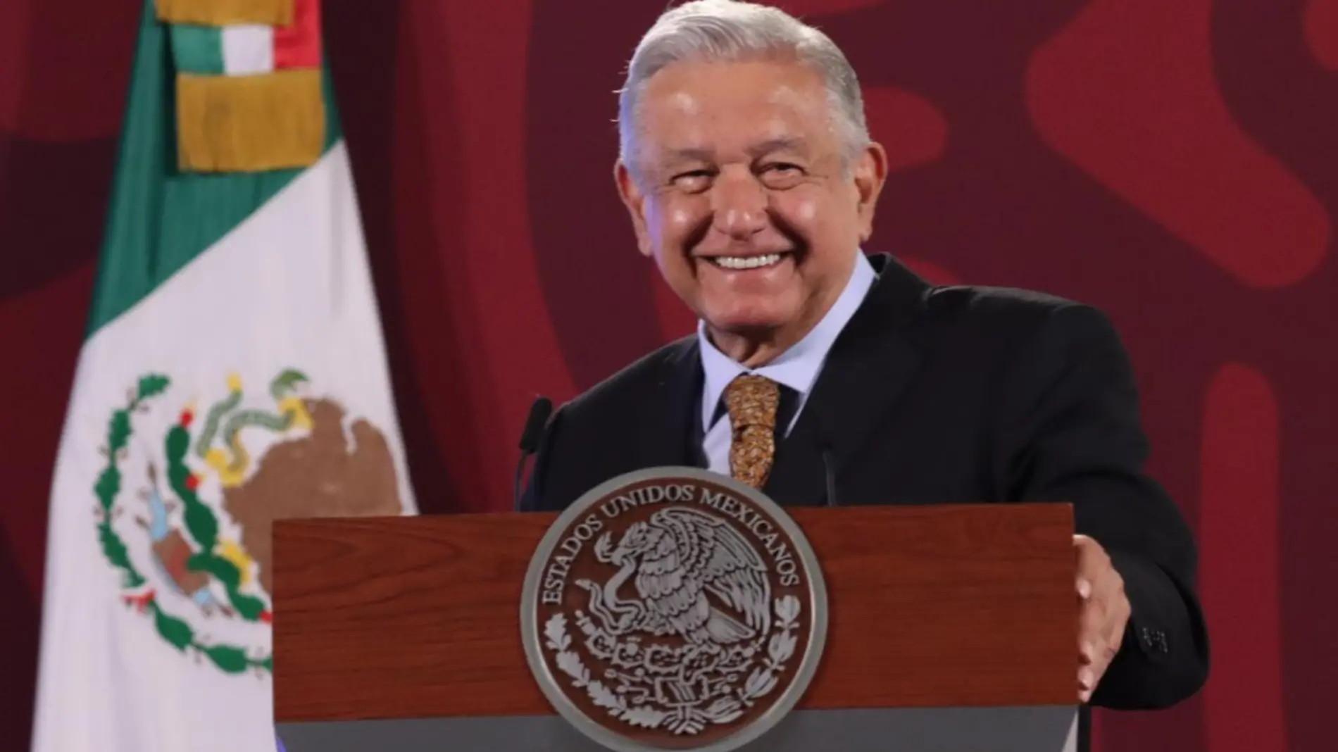 AMLO celebra la aprobación de ls SCJN (1)